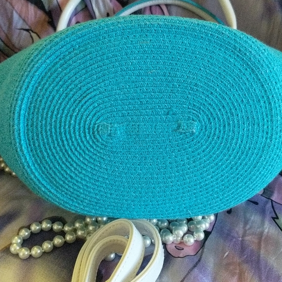 Liz Claiborne Aqua Tote w/ Straps NWOT. - Picture 5 of 9